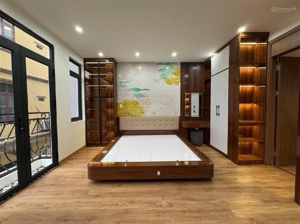 Nhà 4 tầng phố mai động  gara ô tô  lô góc 3 thoáng  ở ngay 58m2. giá 13 tỷ 5 có tl