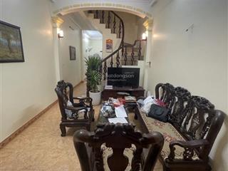 Nhà 4 tầng vượng khí phố trương định 55m2. giá 9 tỷ 9. ngõ thông, rộng. dân xây chất.