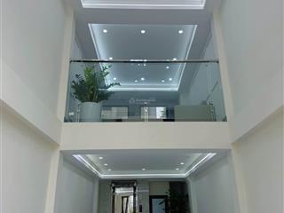 Hà 6 tầng thang máy phố dương văn bé 45m2. giá 15 tỷ 9. gara oto  ngõ oto tránh.