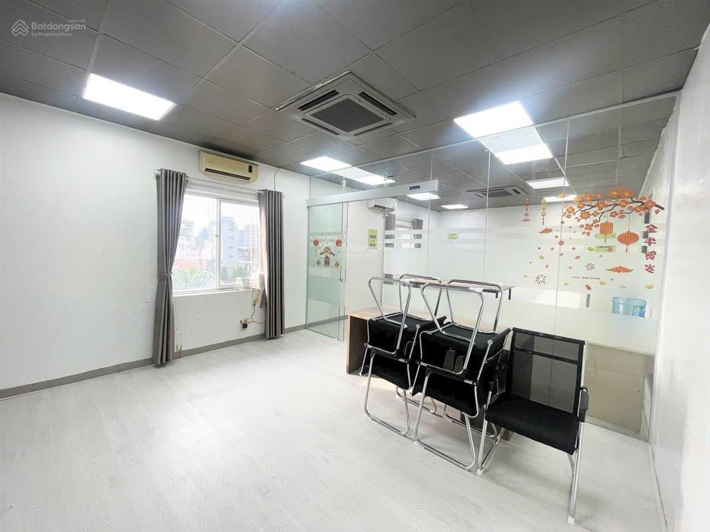 Cho thuê văn phòng 50m2 tại thái hà, thông sàn, 3 mặt thoáng