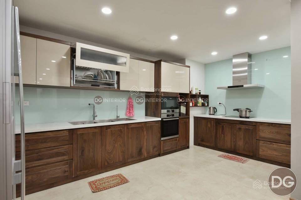 Bán căn hộ chung cư nội thất cao cấp, 3pn, toà r4b, goldmark city, 136 htm, từ liêm, hà nội