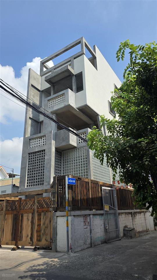 Cho thuê toà nhà 4 tầng phù hợp cho thuê căn hộ dịch vụ kết hợp kinh doanh tầng trệt