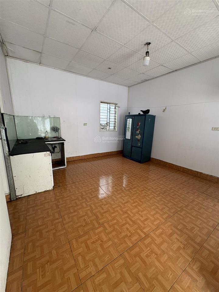 Chính chủ bán nhà khu tập thể t59 nhà cấp cho quân nhân thuộc phường yên sở 31,4m2.  0987 207 ***