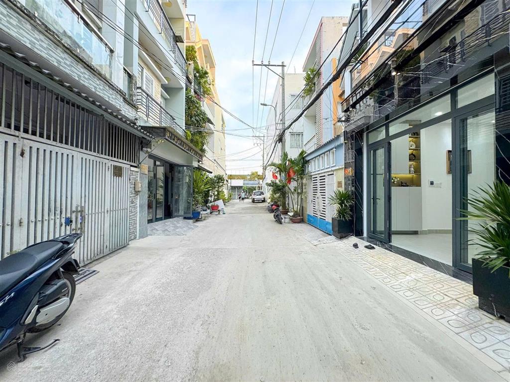 Nhà mới hiện đại nt cao cấp mt hxh 83 đào tông nguyên  tt nhà bè