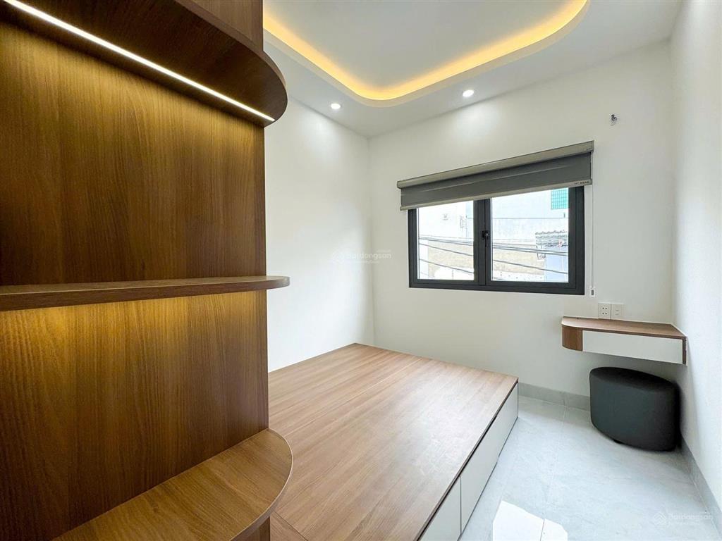 Nhà đẹp góc 2mt có thể kdmb hẻm 160 nguyễn văn quỳ  hẻm thông