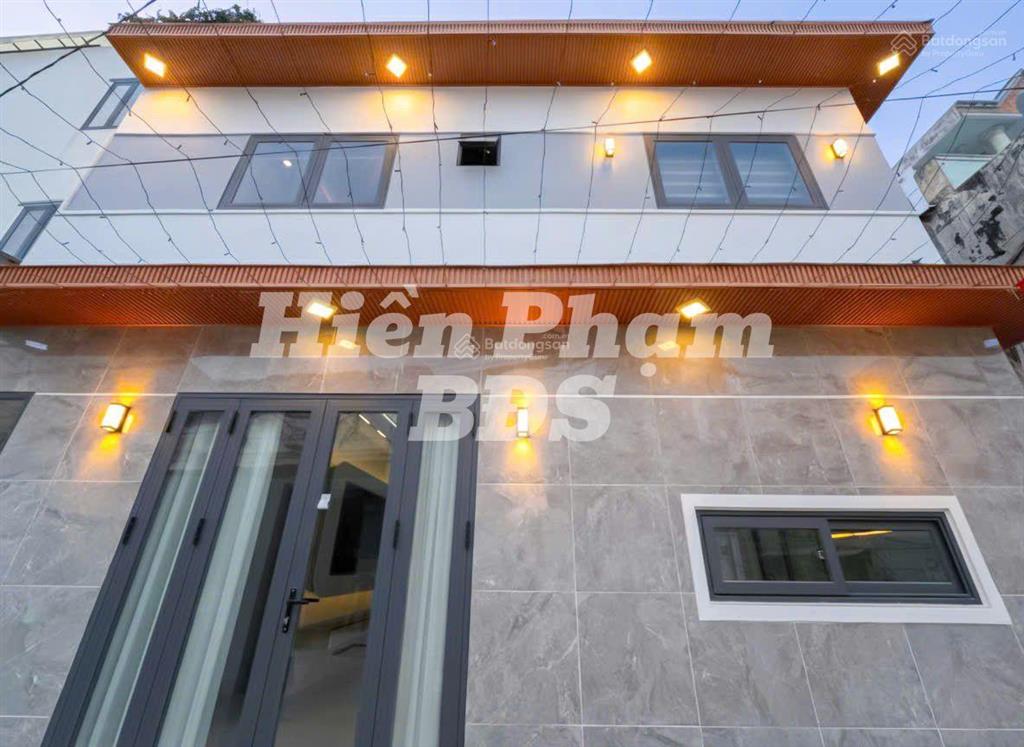 Nhà đẹp góc 2mt có thể kdmb hẻm 160 nguyễn văn quỳ  hẻm thông