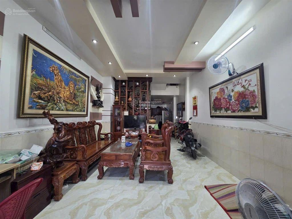 Nhà phố mtkd hẻm 8m huỳnh tấn phát q7