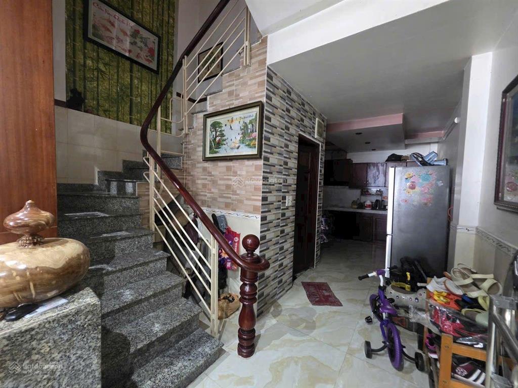 Nhà phố mtkd hẻm 8m huỳnh tấn phát q7