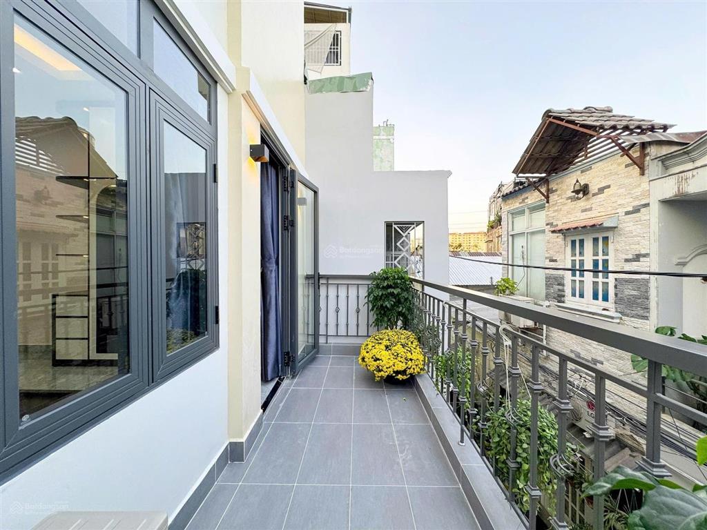 Nhà phố hiện đại hẻm 751 txs  đón đầu cầu nguyễn khoái