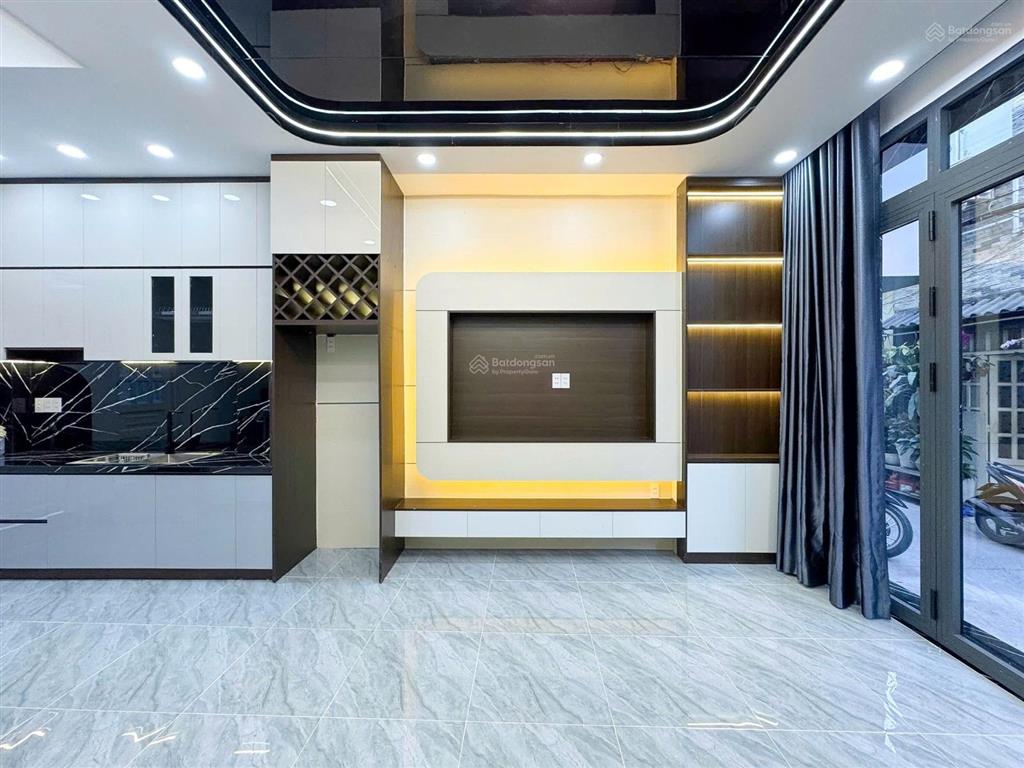 Nhà phố hiện đại hẻm 751 txs  đón đầu cầu nguyễn khoái