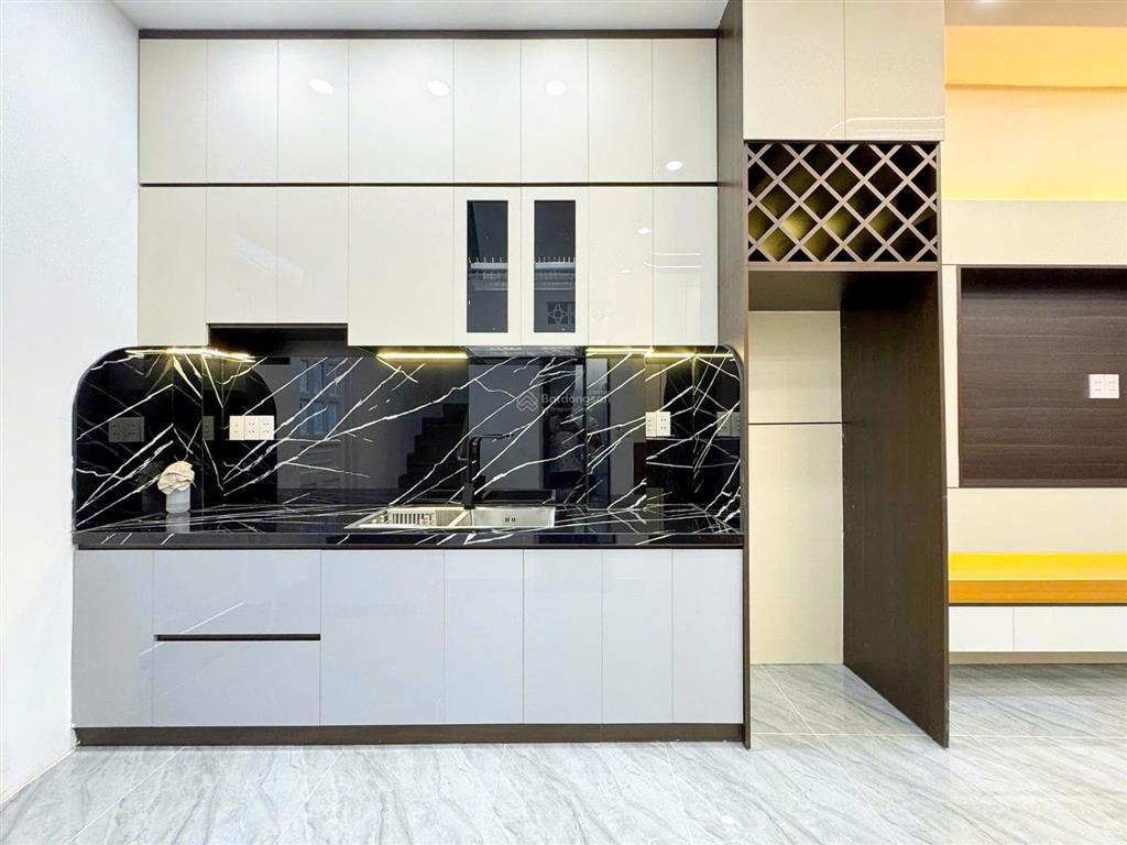 Nhà phố hiện đại hẻm 751 txs  đón đầu cầu nguyễn khoái