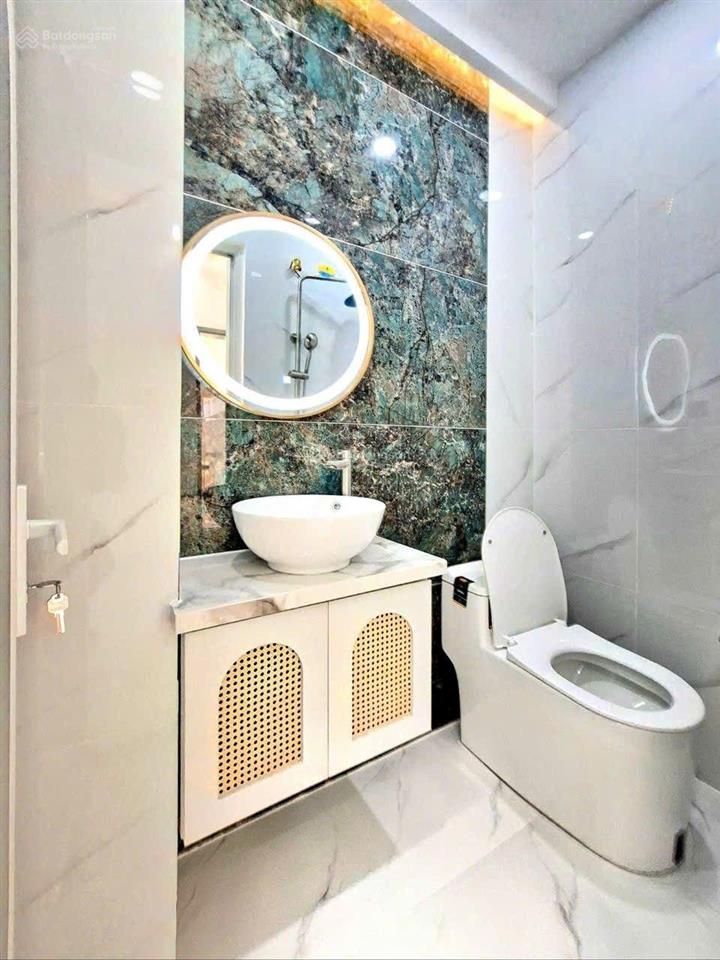 Biệt thự mini hxh 2266 huỳnh tấn phát  nhà bè. chia làm 2 căn tiện ở và cho thuê