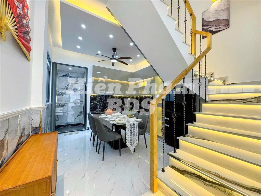 Nhà đẹp đón xuân vị trí lô nhì hẻm 2174 huỳnh tấn phát  nhà bè