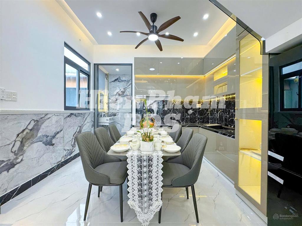 Nhà đẹp đón xuân vị trí lô nhì hẻm 2174 huỳnh tấn phát  nhà bè