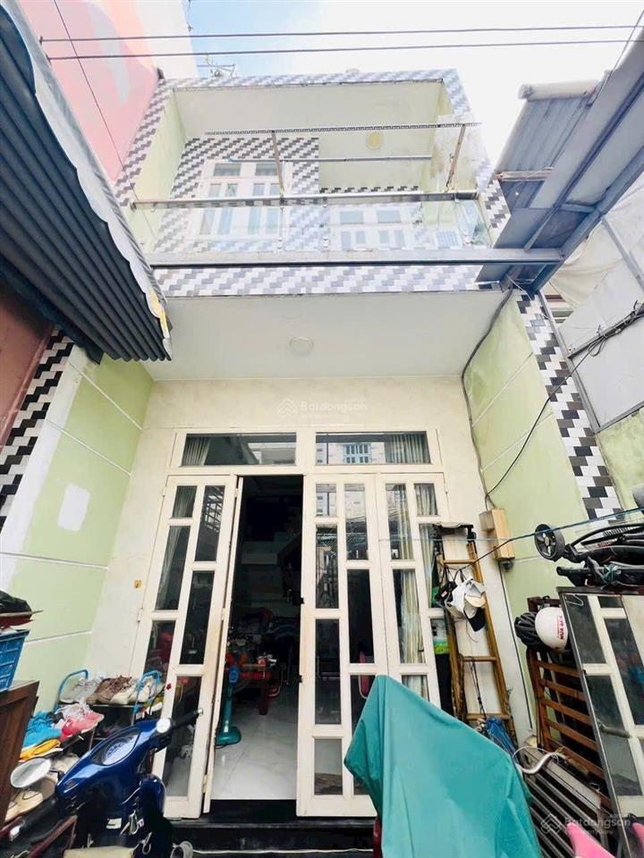 Nhà phố 1 lầu shr hẻm 308 huỳnh tấn phát  thông ra eco green
