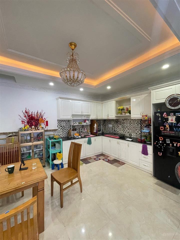 Nhà phố hiện đại sang trọng hẻm 3.5m huỳnh tấn phát phú thuận quận 07