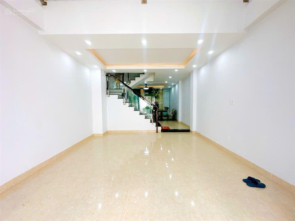 Nhà phố 5 tầng hxh lô nhì htp  q7  cách mt chỉ 20m