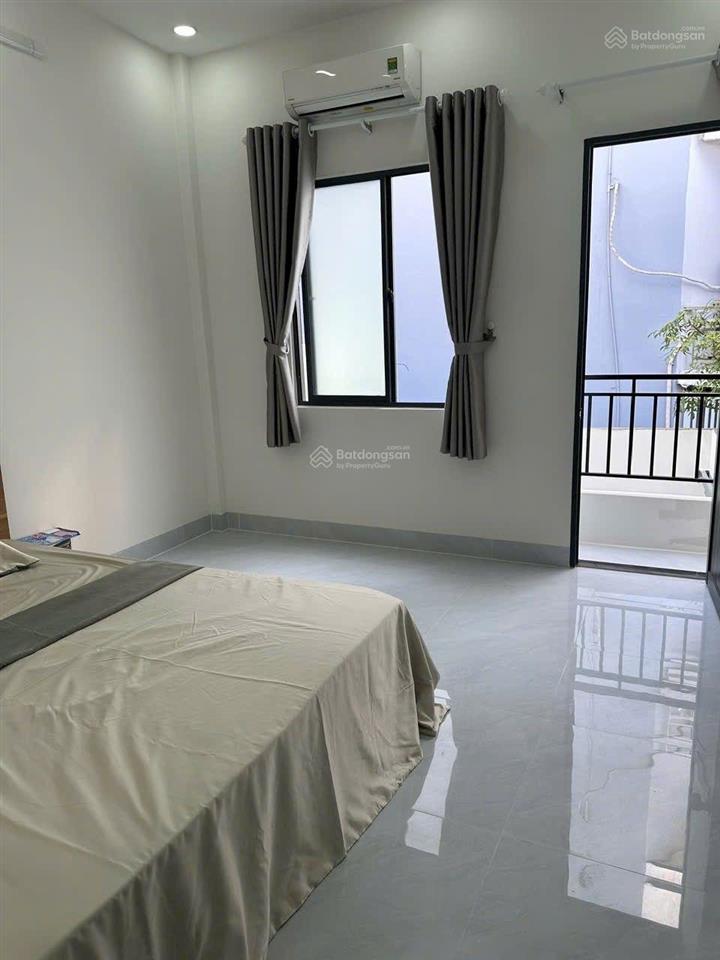 Nhà mới xây xong hẻm 3m đường huỳnh tấn phát  q7