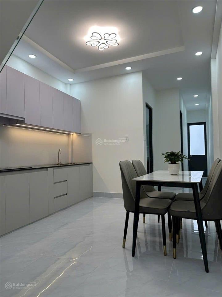 Nhà mới xây xong hẻm 3m đường huỳnh tấn phát  q7