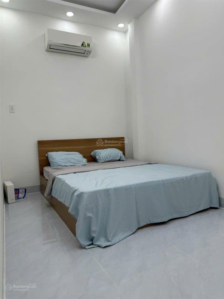 Nhà mới xây xong hẻm 3m đường huỳnh tấn phát  q7