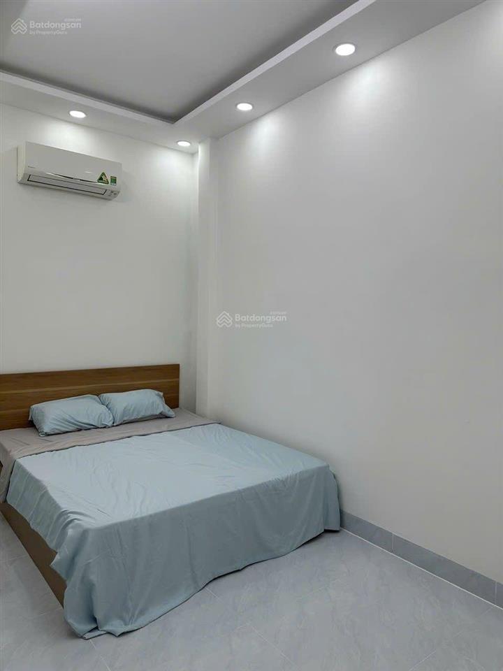 Nhà mới xây xong hẻm 3m đường huỳnh tấn phát  q7