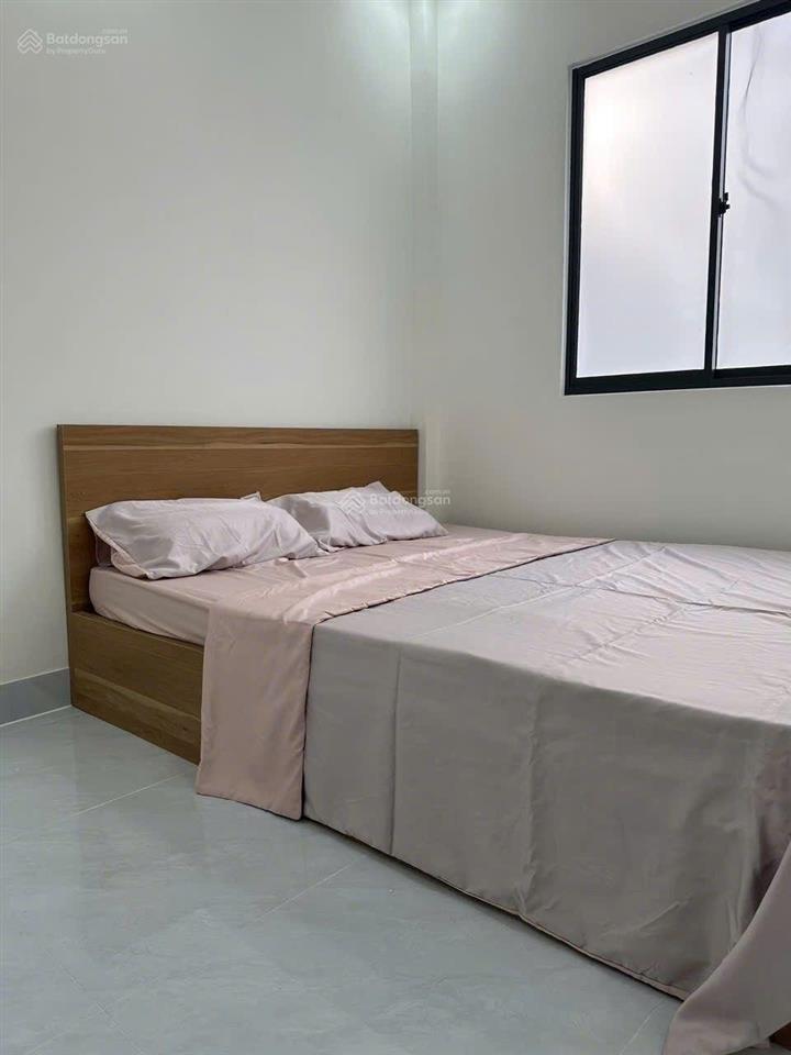 Nhà mới xây xong hẻm 3m đường huỳnh tấn phát  q7