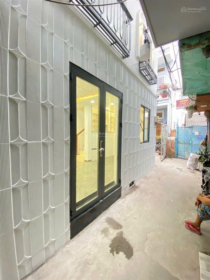 Nhà phố hiện đại full nt  hẻm 3m đường lưu trọng lư  cách mt chỉ 20m