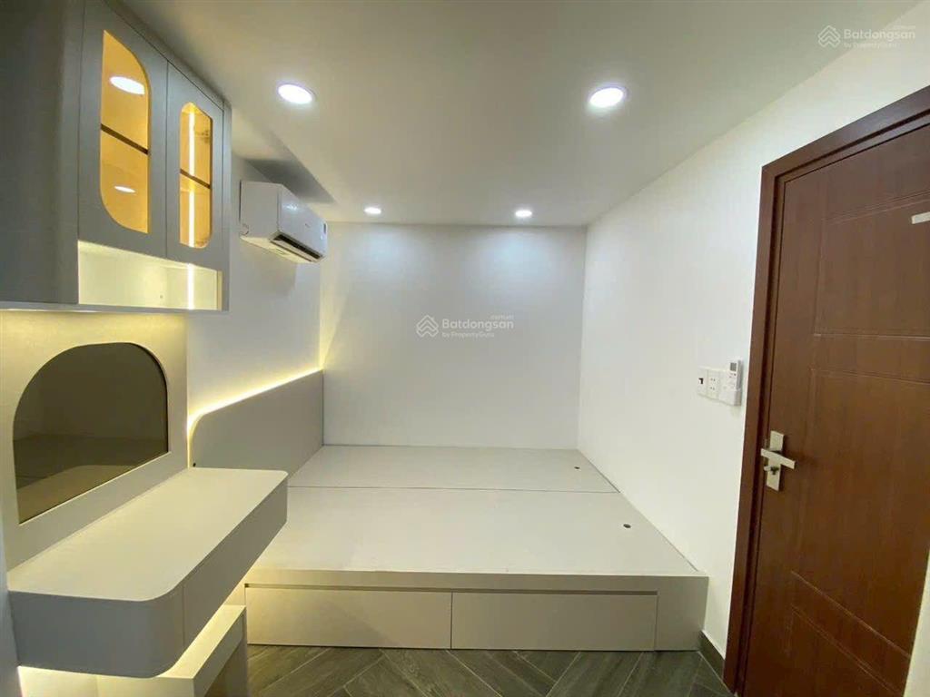 Nhà phố hiện đại full nt  hẻm 3m đường lưu trọng lư  cách mt chỉ 20m
