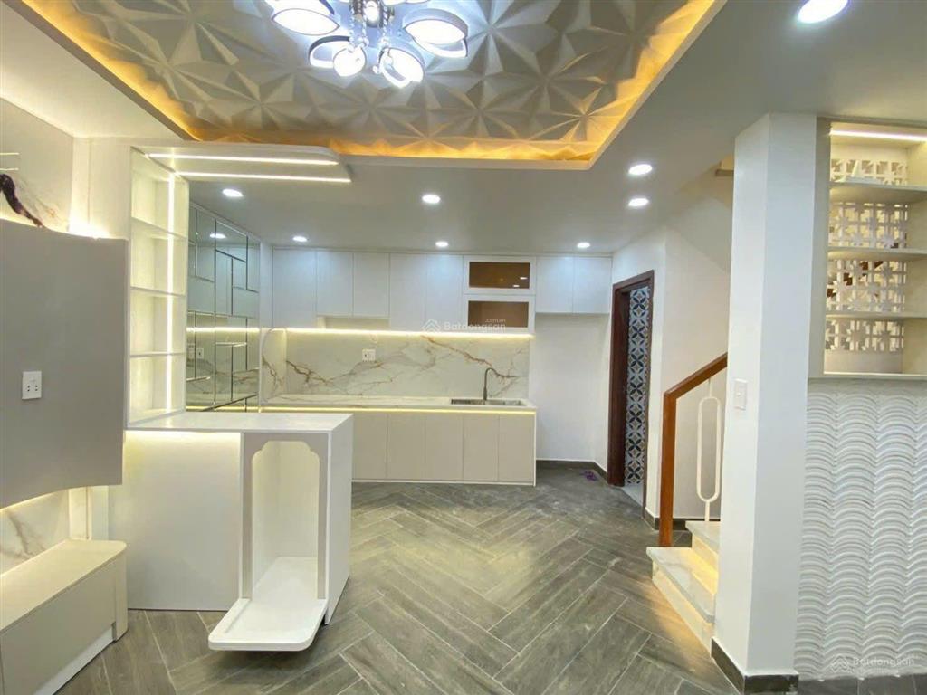 Nhà phố hiện đại full nt  hẻm 3m đường lưu trọng lư  cách mt chỉ 20m