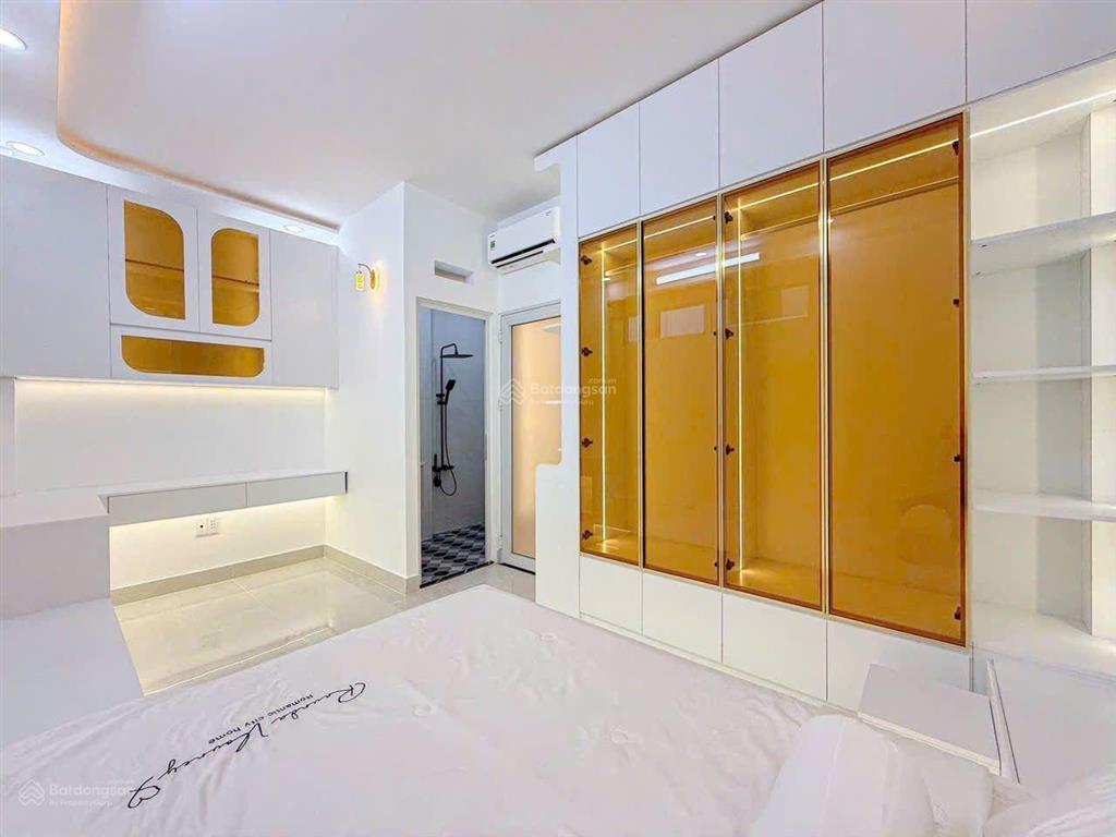 Nhà đẹp hiện đại hxh đường gò ô môi  cạnh phú mỹ hưng