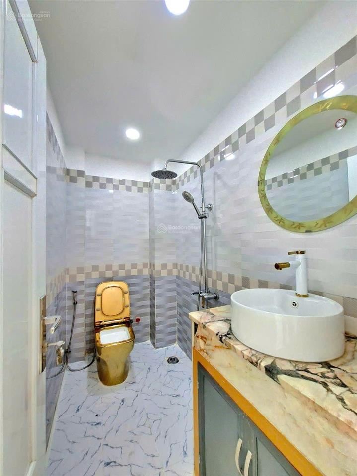 Nhà phố to đùng hxh 8m 1806 huỳnh tấn phát  tt nhà bè