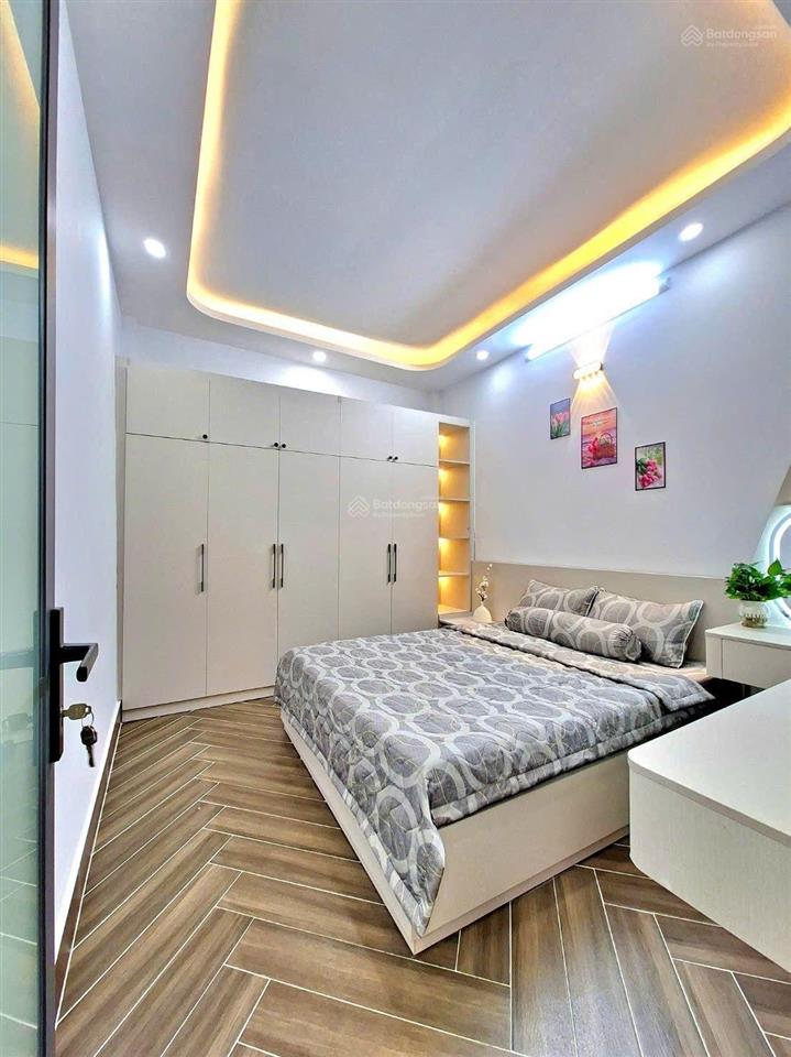 Nhà mới hoàn thiện shr hẻm 1716 htp  cách q7 chỉ 200m