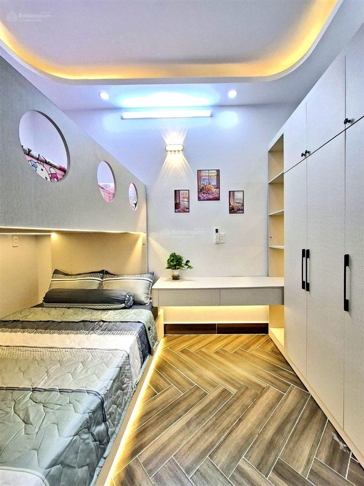 Nhà mới hoàn thiện shr hẻm 1716 htp  cách q7 chỉ 200m