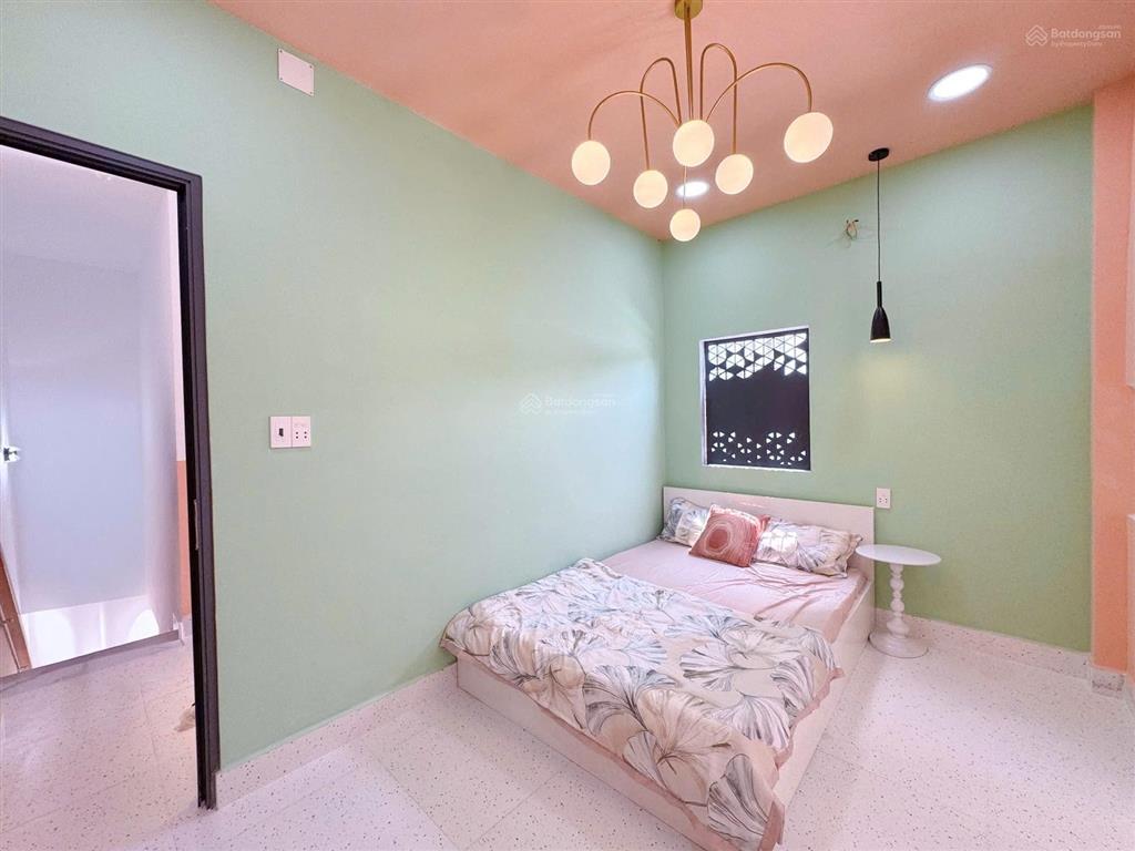 Căn góc 2mt hẻm kdmb 1151 htp  hẻm thông