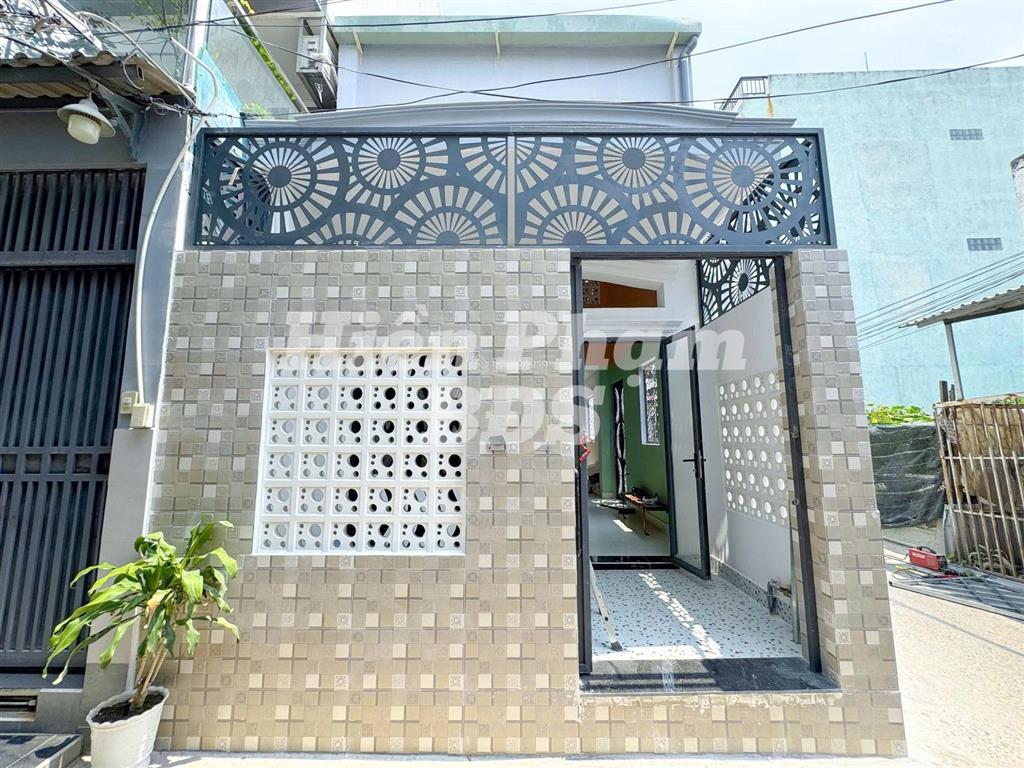 Căn góc 2mt hẻm kdmb 1151 htp  hẻm thông