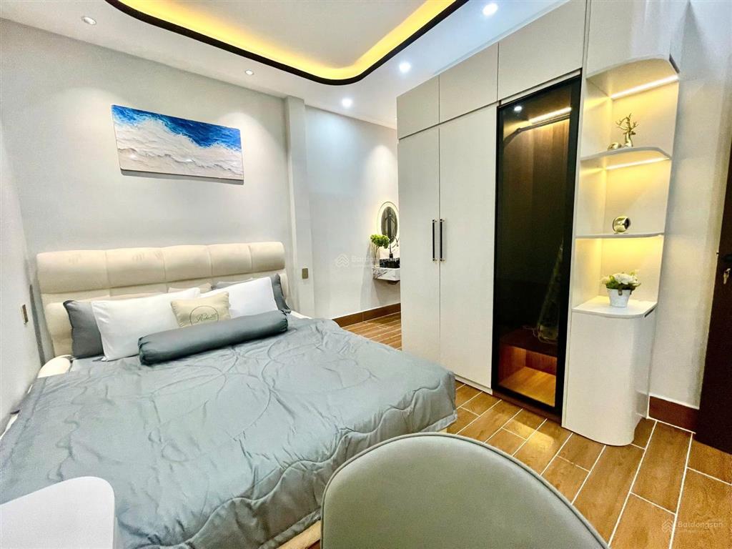 Nhà phố sân vườn đường xe hơi nguyễn thị hương  tt nhà bè