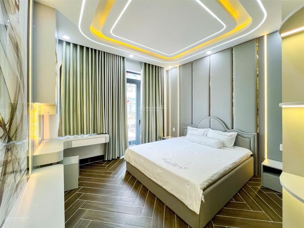 Nhà mới hiện đại xây mới mt hẻm 1942 htp  tiện kdmb mở spa vpcty đều được