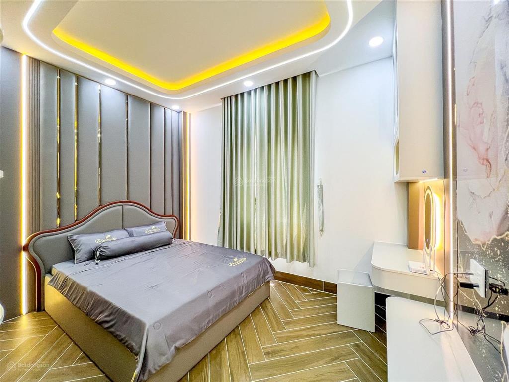 Nhà mới hiện đại xây mới mt hẻm 1942 htp  tiện kdmb mở spa vpcty đều được