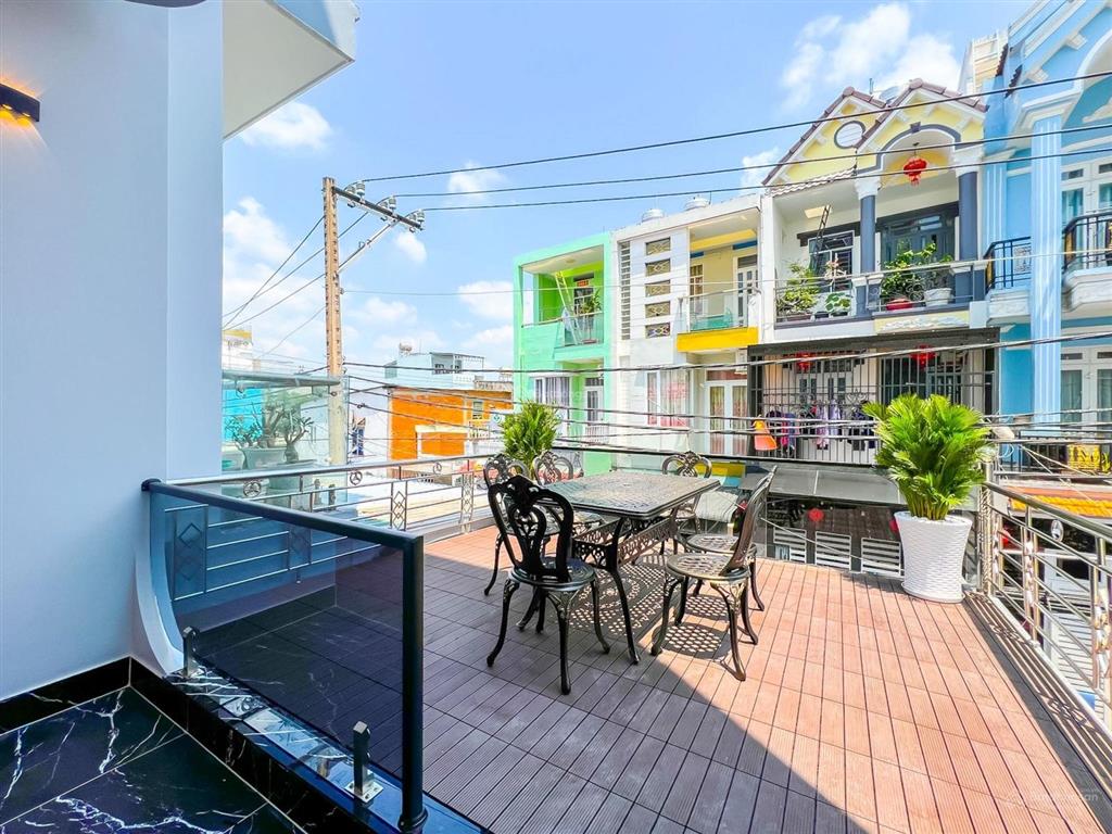Nhà mới hiện đại xây mới mt hẻm 1942 htp  tiện kdmb mở spa vpcty đều được