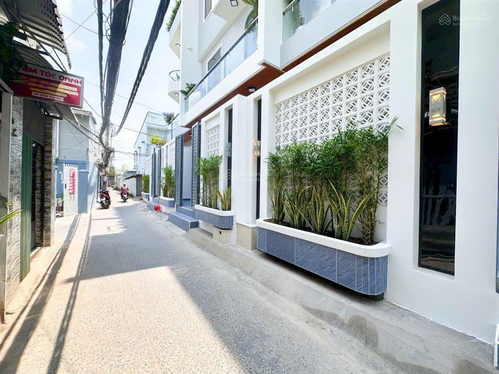 Nhà mới xây hẻm 1942 htp  hẻm thông tiện kdmb