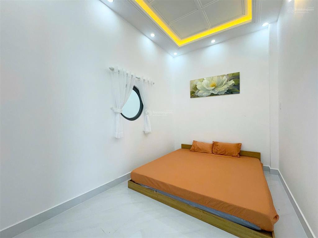 Nhà mới xây hiện đại full nt hẻm 1622 huỳnh tấn phát  nhà bè cách quận 7 chỉ 200m