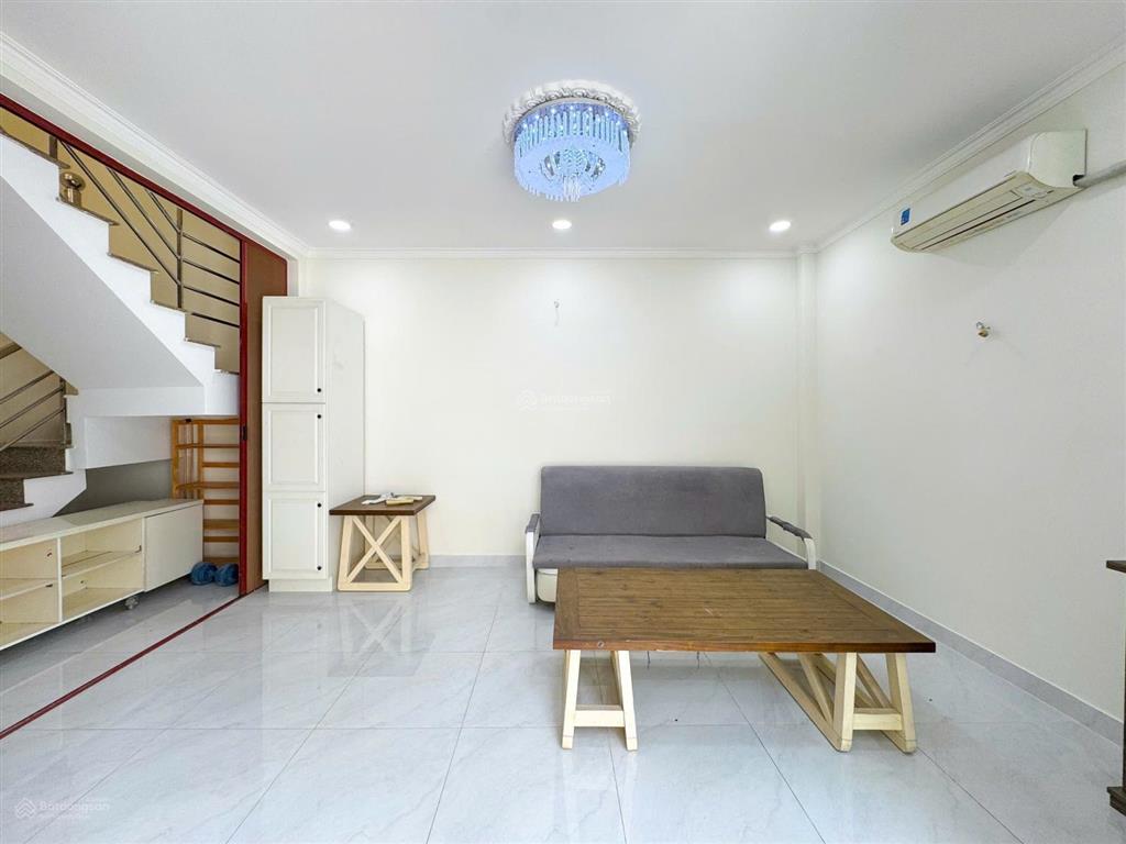 Nhà dt to đùng giá rẻ kdchh hẻm 1454 huỳnh tấn phát  q7