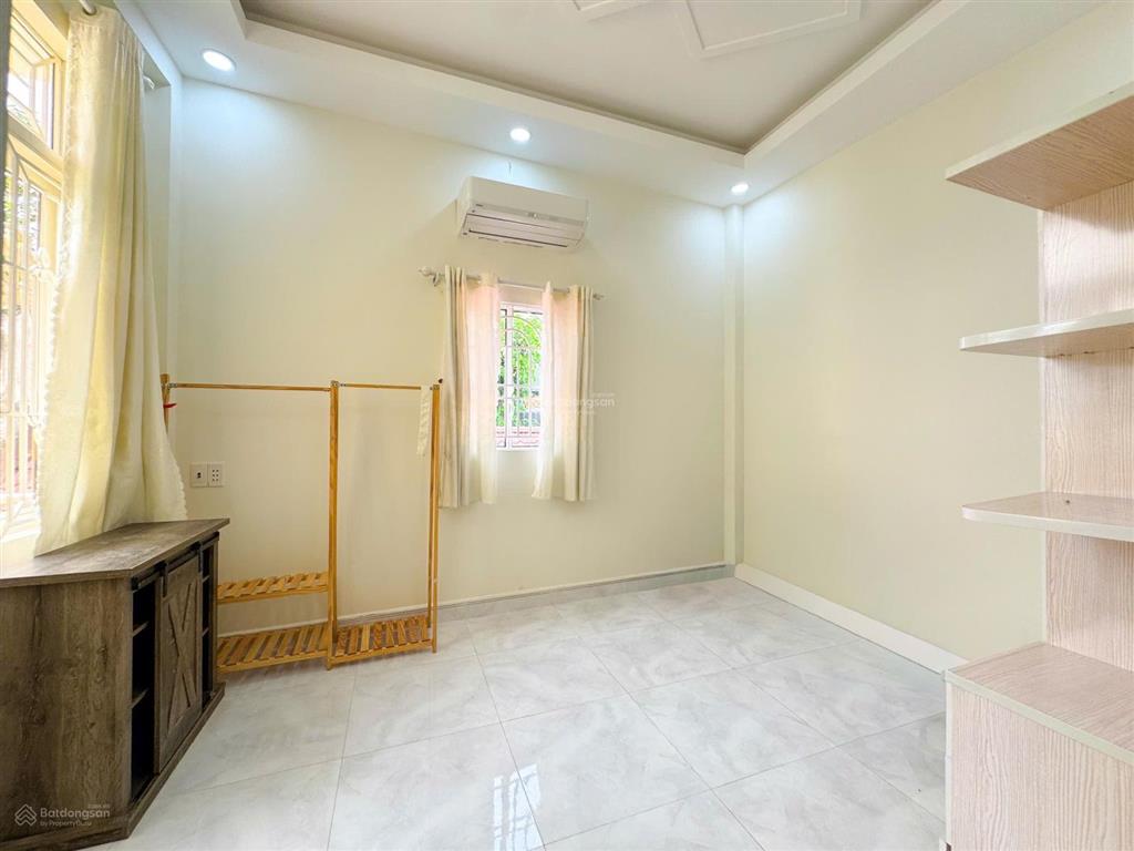 Nhà dt to đùng giá rẻ kdchh hẻm 1454 huỳnh tấn phát  q7