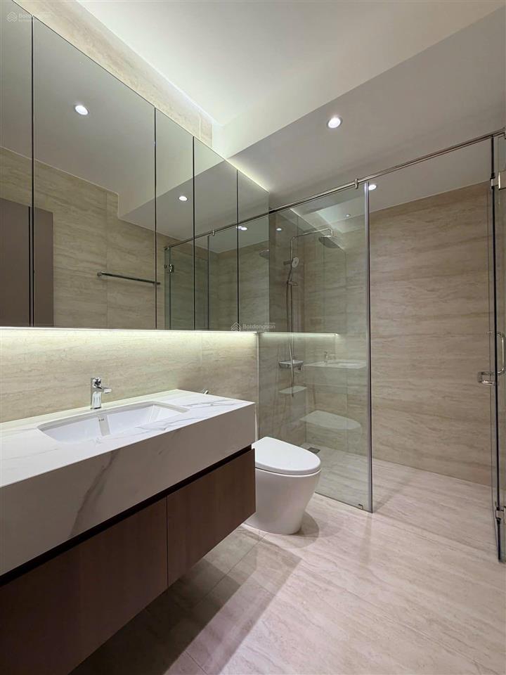 Siêu phẩm mới xây xong đường phú thuận  liền kề phú mỹ hưng  nội thất cao cấp