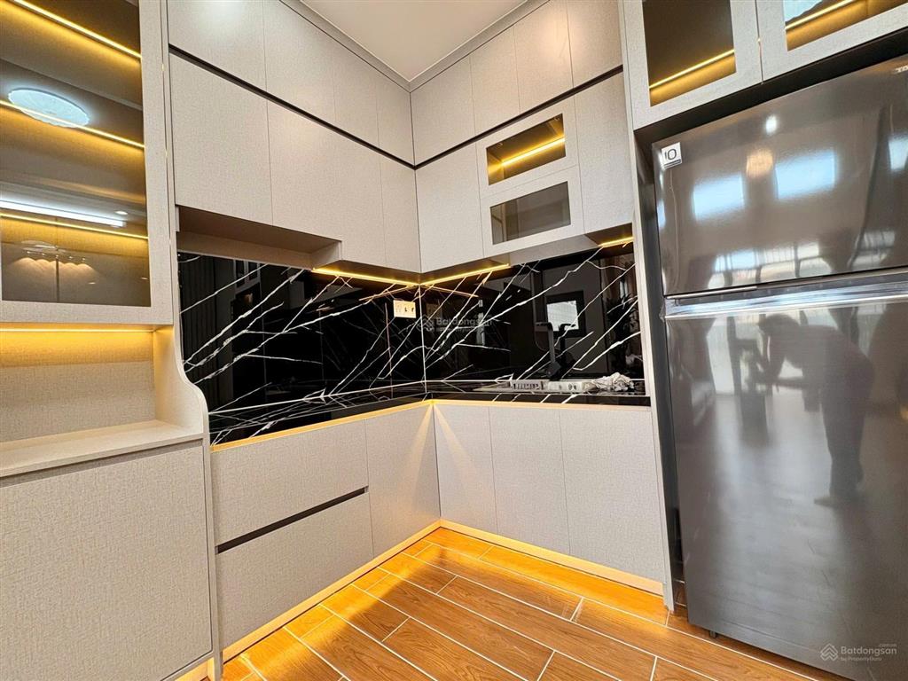 Nhà phố hiện đại 3pn đường dương cát lợi  cách q7 chỉ 100m