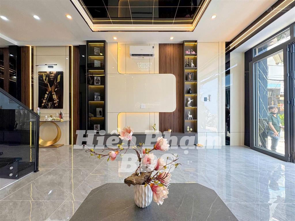 Nhà phố hiện đại hẻm 1113 huỳnh tấn phát quận 7  liền kề phú mỹ hưng