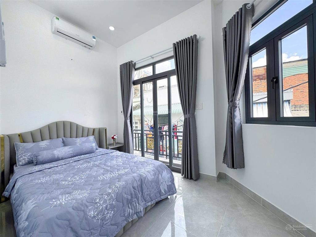 Nhà sổ riêng, căn góc 2mt mới xây xong hẻm 1982 huỳnh tấn phát  full nt