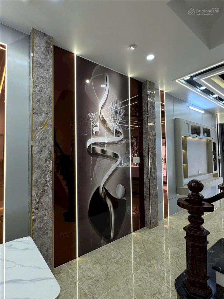 Nhà đẹp 3 tầng đường số kdc hoàng quốc việt  ngay svđ bộ công an