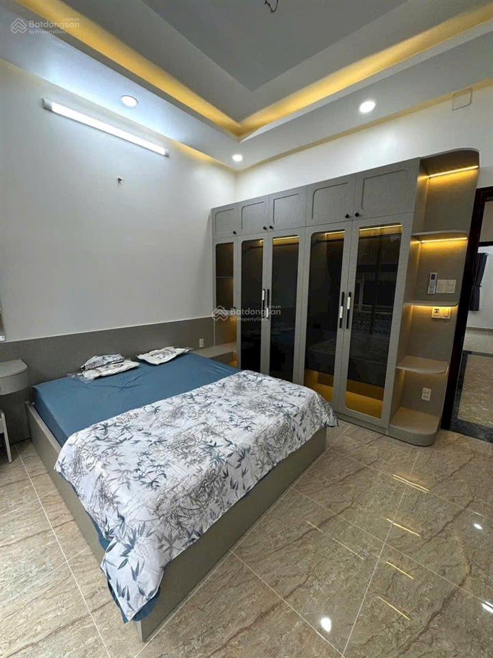 Nhà đẹp 3 tầng đường số kdc hoàng quốc việt  ngay svđ bộ công an