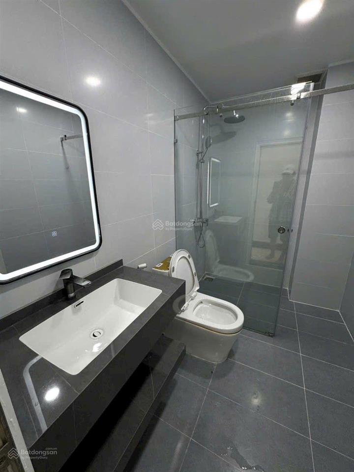 Nhà đẹp 3 tầng đường số kdc hoàng quốc việt  ngay svđ bộ công an